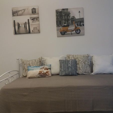 Nikoletta Rooms Párosz Kültér fotó