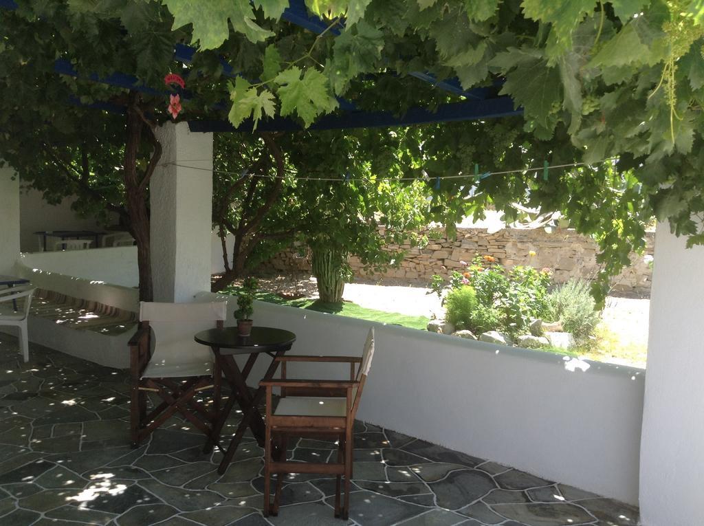 Nikoletta Rooms Párosz Kültér fotó