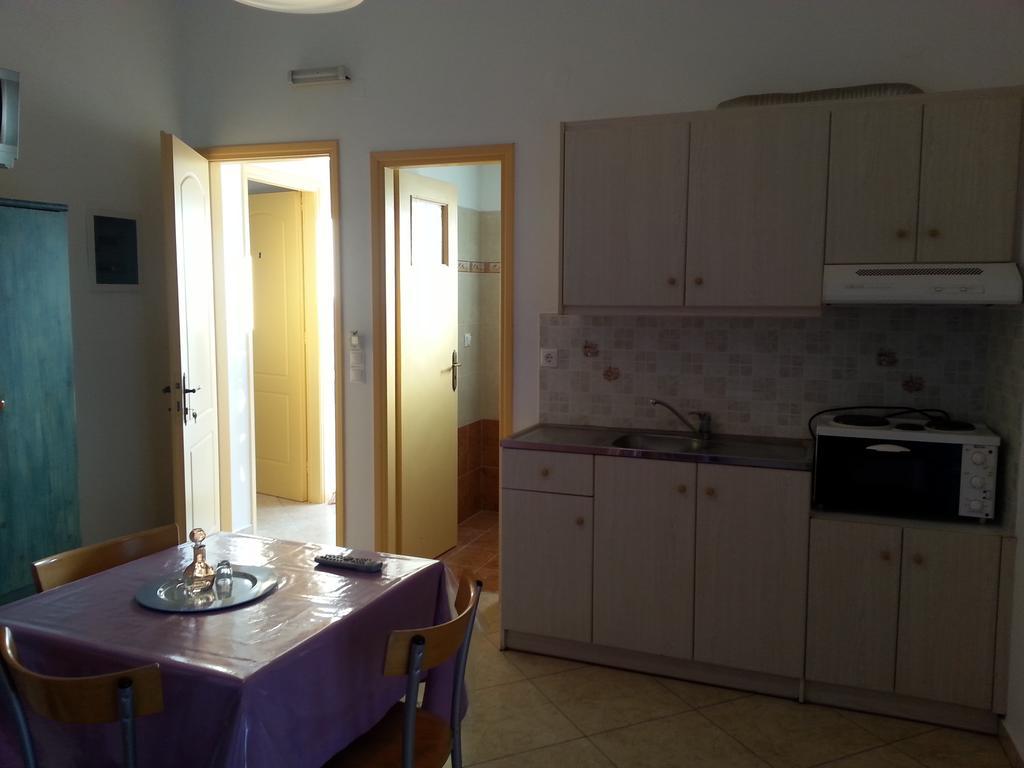 Nikoletta Rooms Párosz Szoba fotó