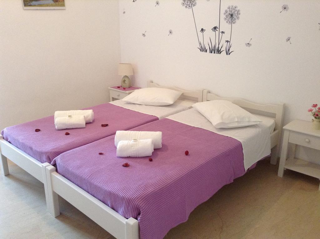Nikoletta Rooms Párosz Kültér fotó